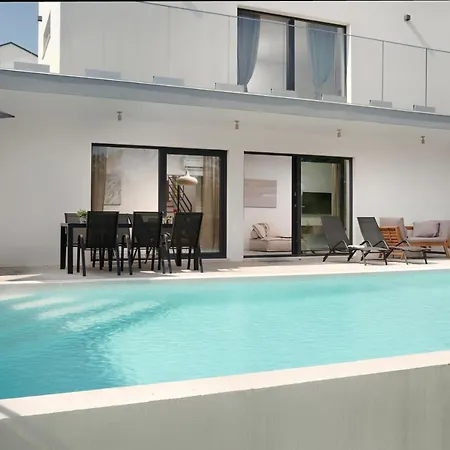 Infinity Pool Villa San Amore Divšići Exterior foto